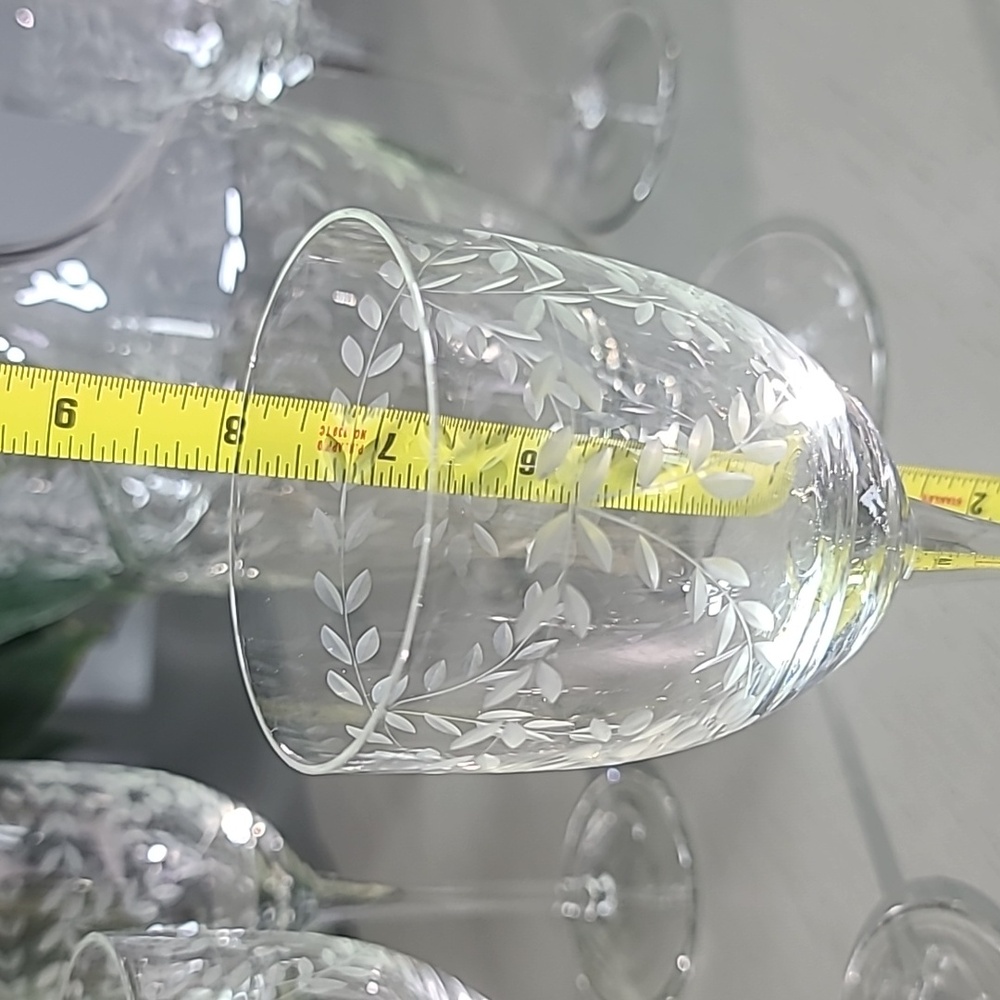Vintage crystal decanter and five matching glasses STUNNING - Picture 8 of 10